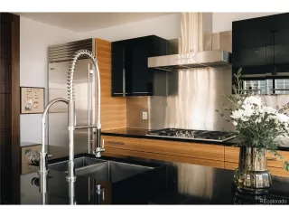 Photo #3: 9493651 Listing