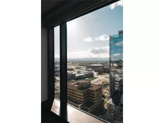 Photo #4: 9493651 Listing