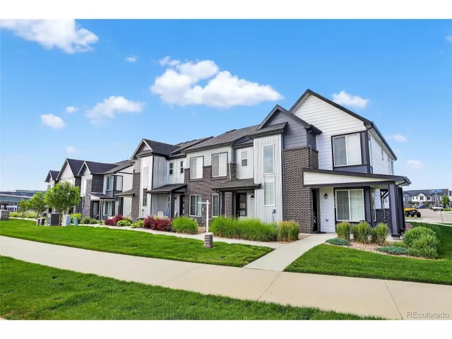 MLS: 9493954 Condo For Sale