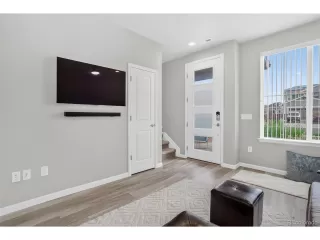 Photo #3: 9493954 Listing