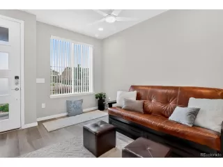 Photo #6: 9493954 Listing