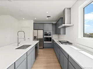 Photo #3: 9494994 Listing