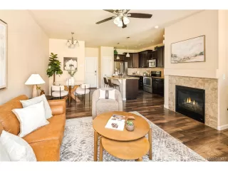 Photo #6: 9496220 Listing