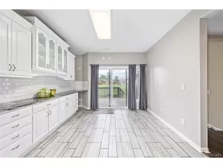 Photo #5: 9497097 Listing