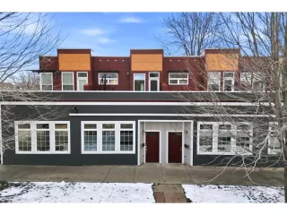 Photo #2: 9500295 Listing