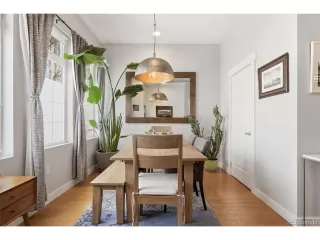 Photo #5: 9500295 Listing