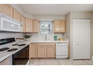 Photo #6: 9500714 Listing 