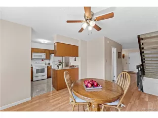 Photo #3: 9503461 Listing 