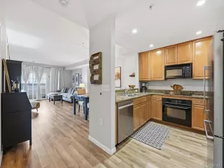 Photo #6: 9503618 Listing 