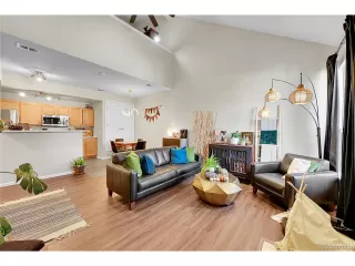 Photo #3: 9504632 Listing