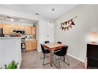 Photo #6: 9504632 Listing