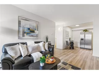 Photo #4: 9506922 Listing