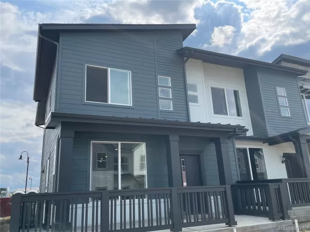 MLS: 9509998 Condo For Sale