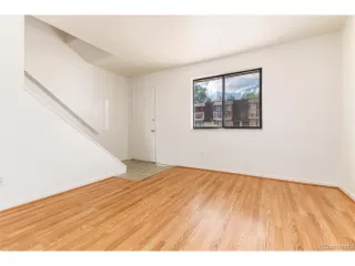 Photo #2: 9511146 Listing