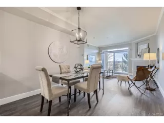 Photo #4: 9512846 Listing