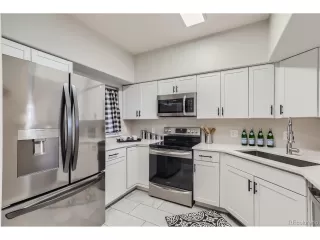 Photo #6: 9512846 Listing