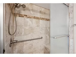 Photo #5: 9515694 Listing 