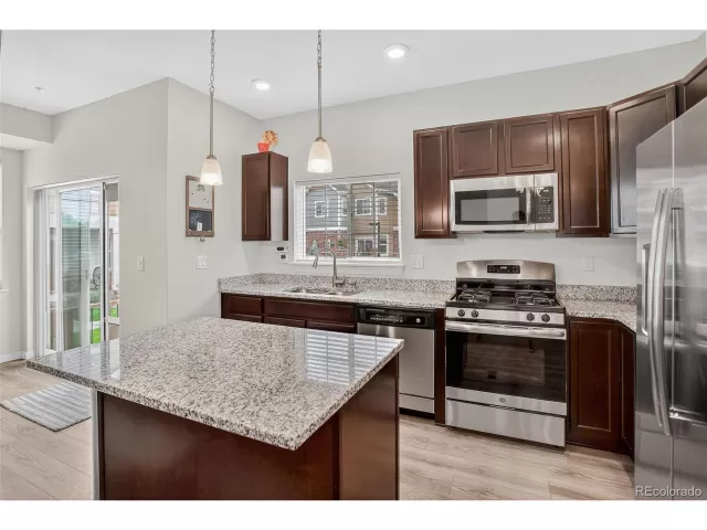 MLS: 9516387 Condo For Sale