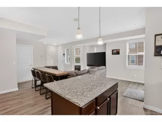 Photo #6: 9516387 Listing 