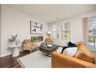 Photo #5: 9518174 Listing