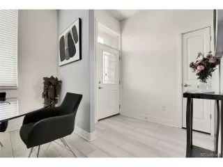 Photo #5: 9518605 Listing