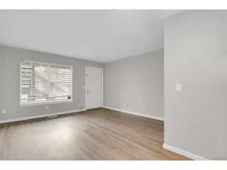 Photo #5: 9518984 Listing 