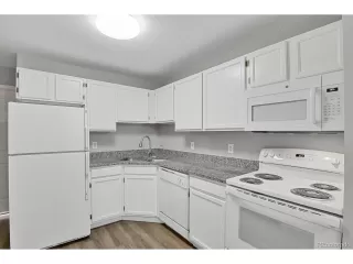 Photo #6: 9518984 Listing 