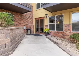 Photo #5: 9519751 Listing