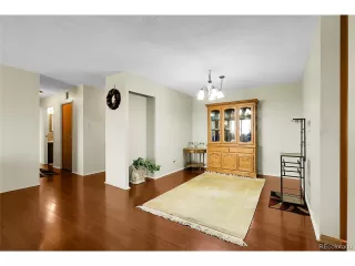 Photo #3: 9521117 Listing