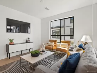 Photo #5: 9523212 Listing 