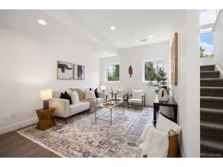 Photo #3: 9526183 Listing