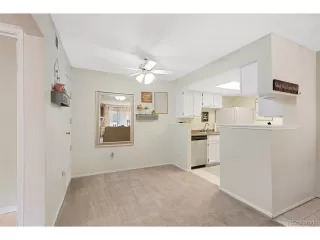 Photo #5: 9526319 Listing