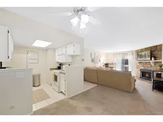 Photo #6: 9526319 Listing