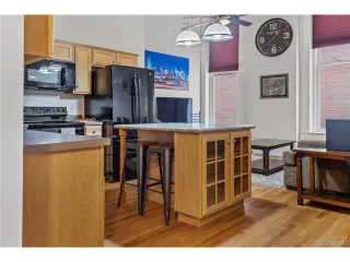 Photo #5: 9527426 Listing