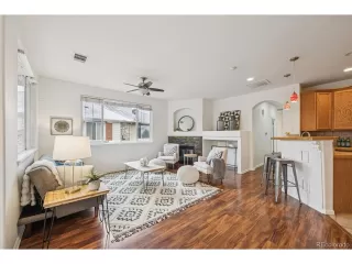 Photo #5: 9527883 Listing