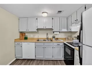 Photo #6: 9528909 Listing 