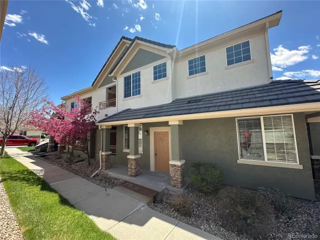 MLS: 9529012 Condo For Sale