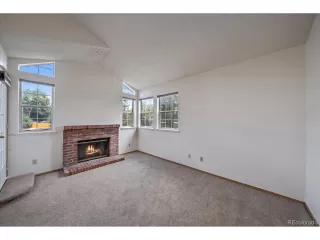 Photo #3: 9538899 Listing