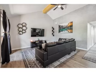 Photo #3: 9541839 Listing 