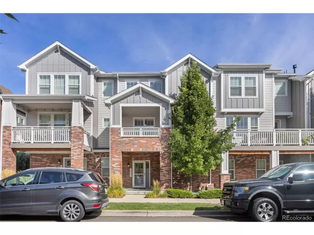 MLS: 9542684 Condo For Sale