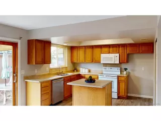 Photo #2: 9543552 Listing