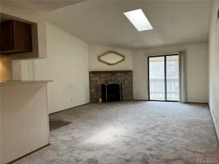 Photo #2: 9543619 Listing