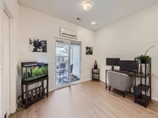 Photo #3: 9543857 Listing