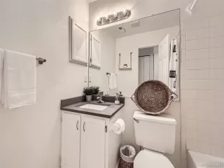Photo #4: 9543857 Listing