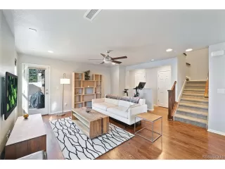 Photo #2: 9544343 Listing