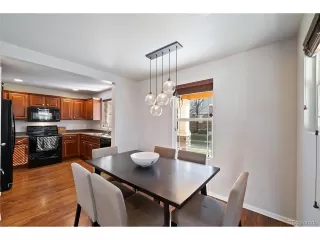 Photo #6: 9544343 Listing