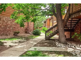 Photo #2: 9548007 Listing 