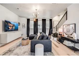 Photo #5: 9548533 Listing 