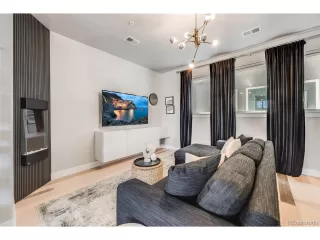 Photo #6: 9548533 Listing 