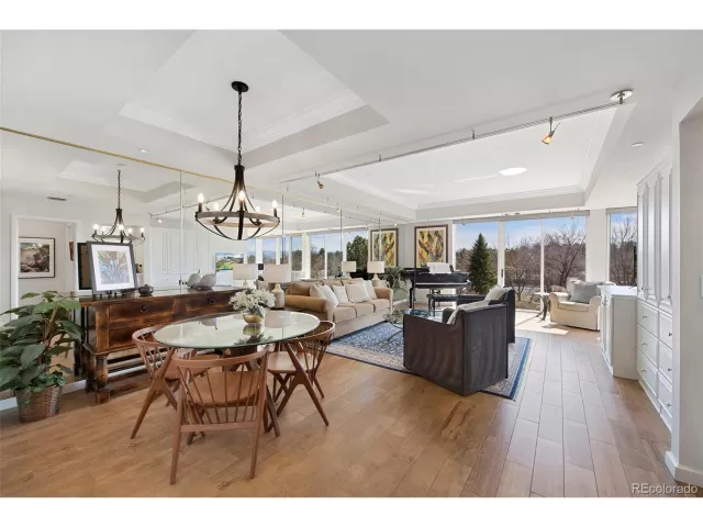 MLS: 9554583 Condo For Sale